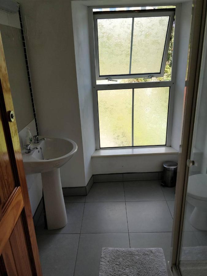 Barry'S Bed And Breakfast Bantry Exterior photo